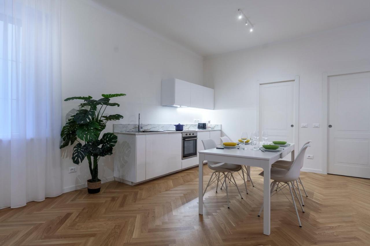 Porta Venezia-Trilocale-Luxury Con Wifi-Neflix Daire Milano Dış mekan fotoğraf